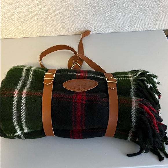 Thomas B. Swain & Son Other - Vintage Tartan Wool Travel Roll Blanket with Leather Straps Green Red